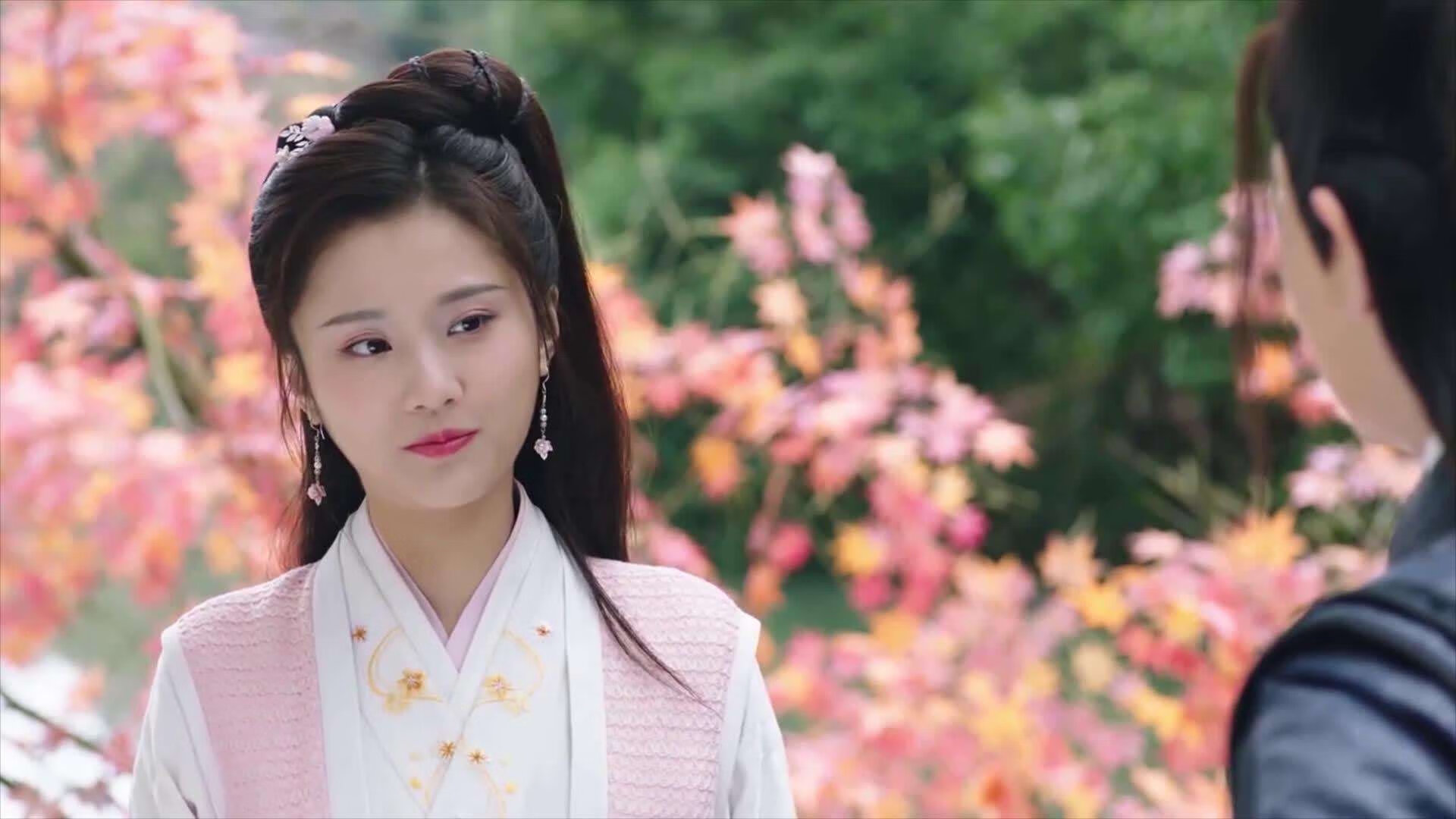 JIUYOU GAMING-中国香港队在团体赛制中的表现：战术布局与队员配合解析，香港队再添一枚金牌